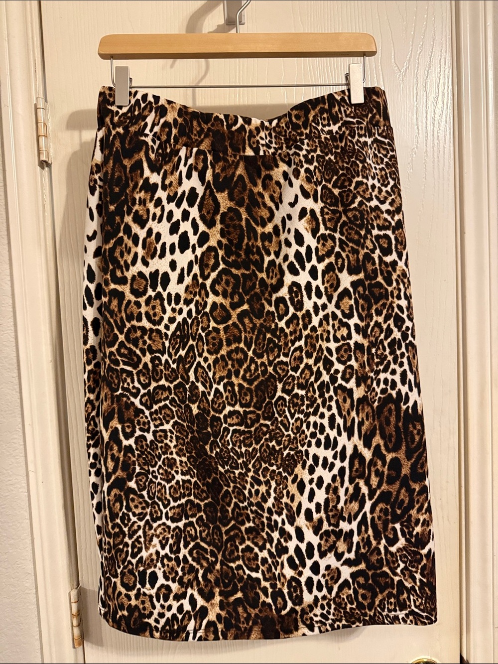 Leopard Print Pencil Skirt in Brown & Black